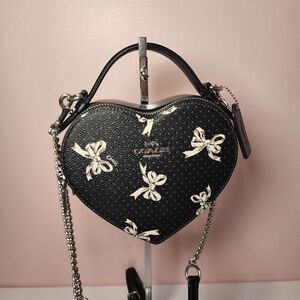 NWT Coach CAA99 Heart Crossbody Bag With Petite Bow Print Black Multi